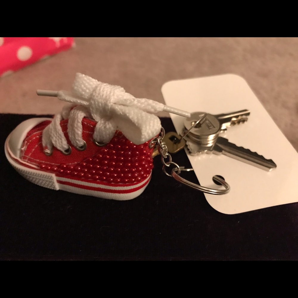 Keychain  Converse sneaker unisex